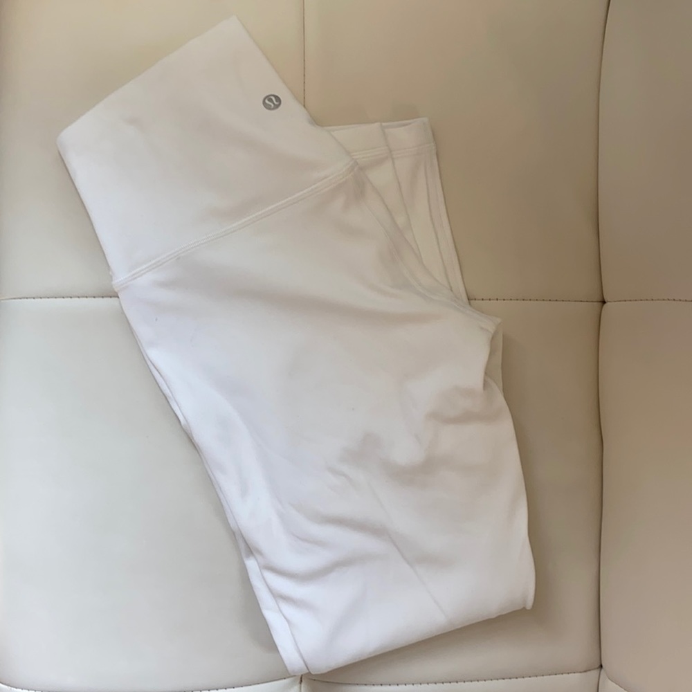white lululemon leggings